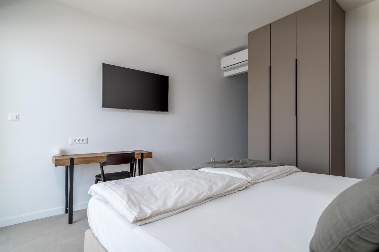 New! Villa Bava With 4 En-Suite Bedrooms, Heated 33 Sqm Pool Omiš Zewnętrze zdjęcie